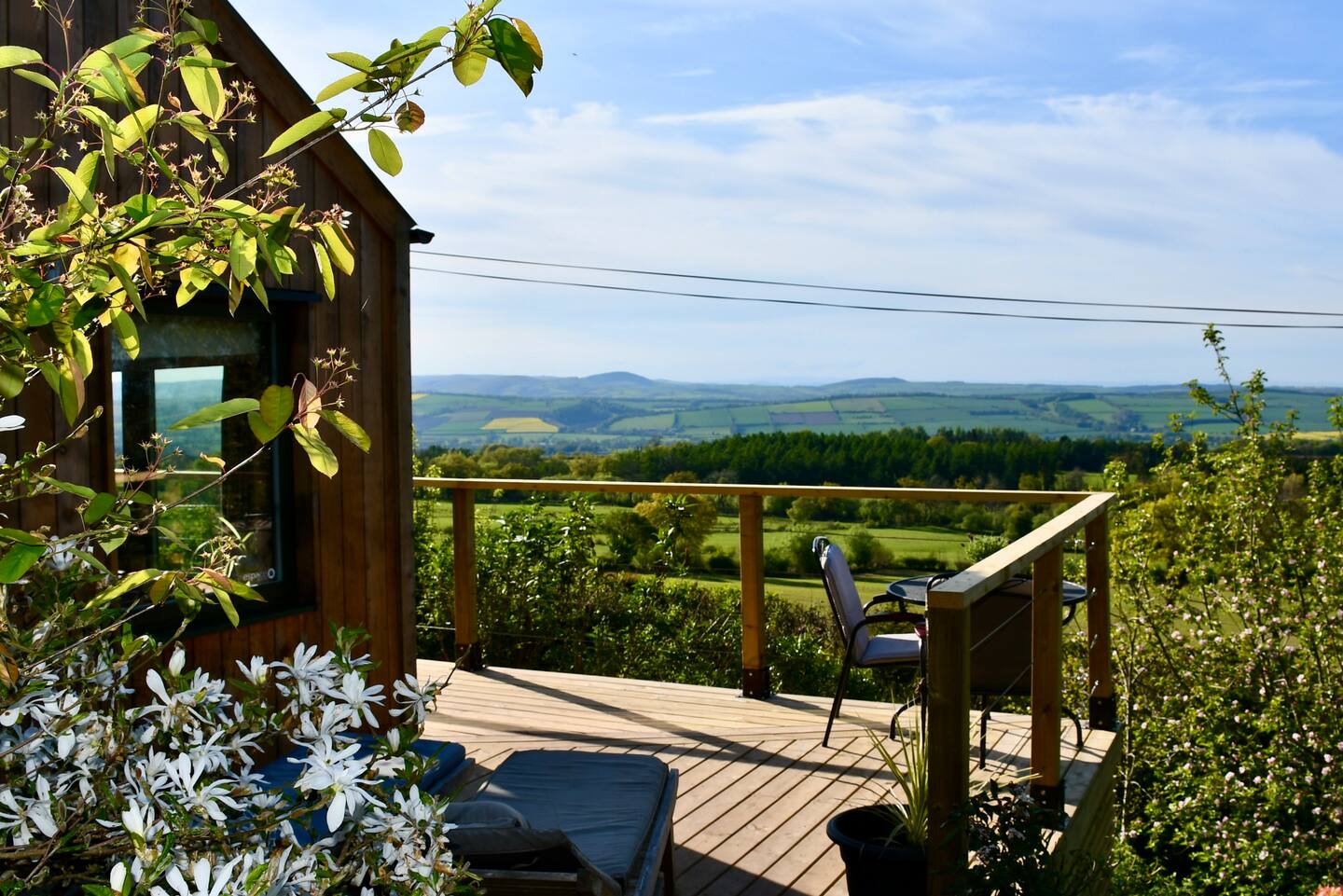 Cabin is located in the heart of the beautiful Shropshire countryside full of ancient woodlands, hills, pools & streams,