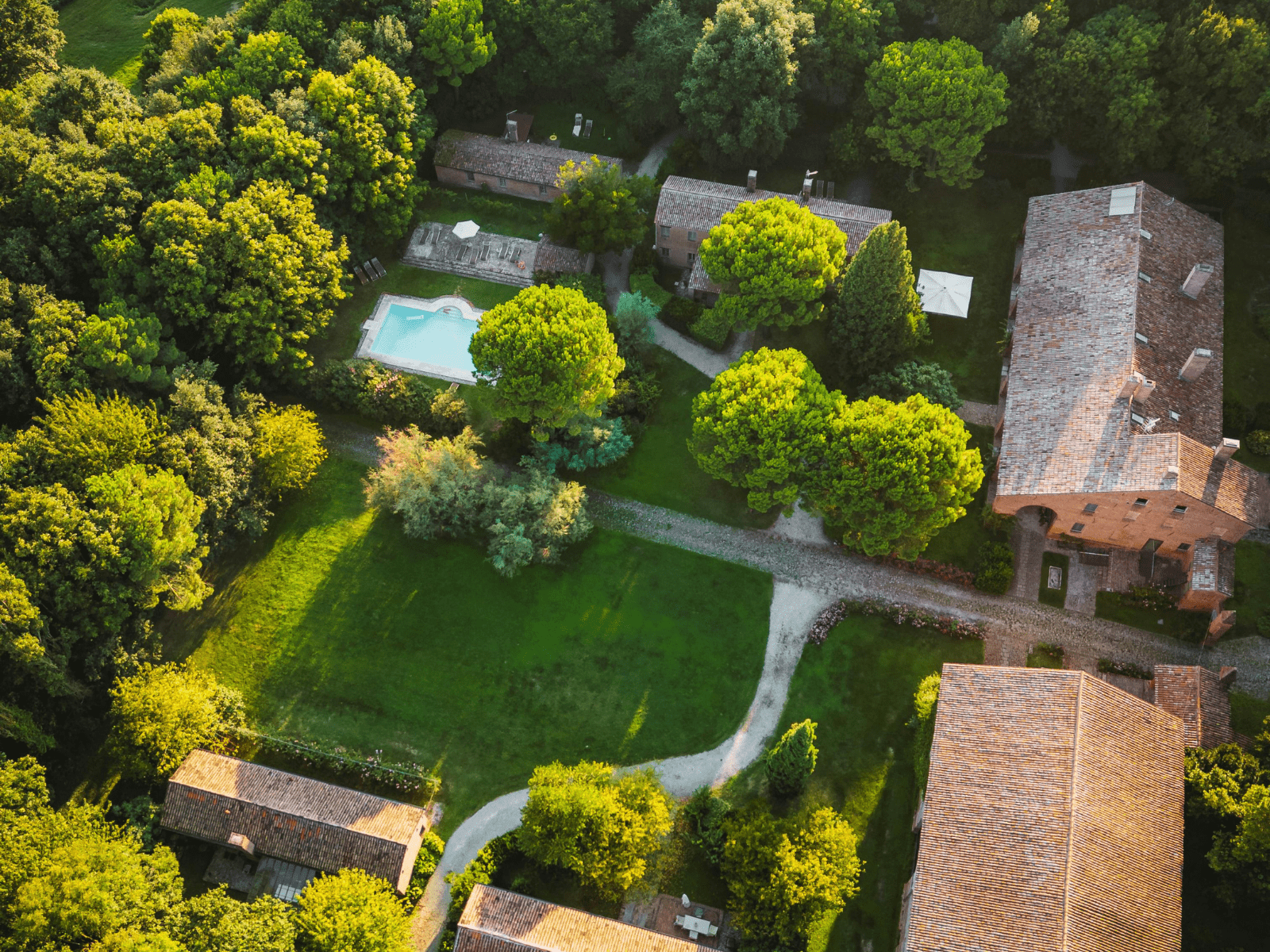 luxury cabin accommodation estate